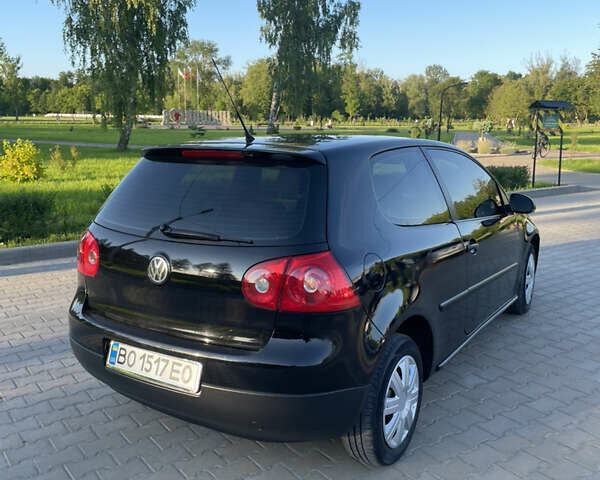 Черный Фольксваген Гольф, объемом двигателя 1.6 л и пробегом 340 тыс. км за 4999 $, фото 6 на Automoto.ua