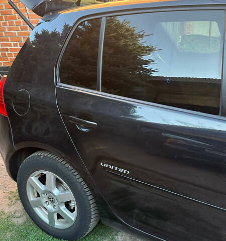 Чорний Фольксваген Гольф, об'ємом двигуна 1.6 л та пробігом 230 тис. км за 7600 $, фото 17 на Automoto.ua