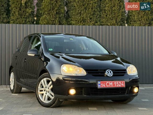 Черный Фольксваген Гольф, объемом двигателя 1.4 л и пробегом 211 тыс. км за 5690 $, фото 88 на Automoto.ua