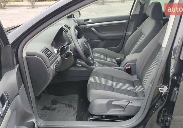 Чорний Фольксваген Гольф, об'ємом двигуна 1.4 л та пробігом 181 тис. км за 6500 $, фото 15 на Automoto.ua