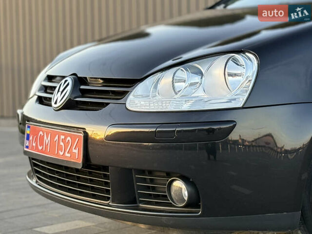 Черный Фольксваген Гольф, объемом двигателя 1.4 л и пробегом 211 тыс. км за 5690 $, фото 8 на Automoto.ua