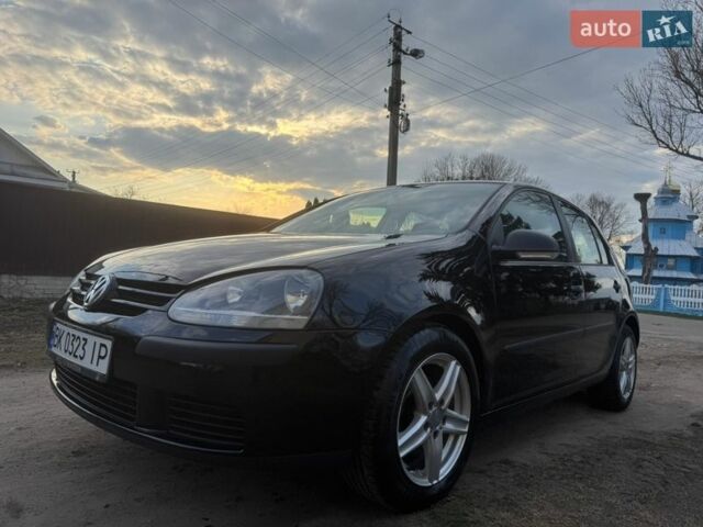 Чорний Фольксваген Гольф, об'ємом двигуна 1.4 л та пробігом 260 тис. км за 4444 $, фото 16 на Automoto.ua