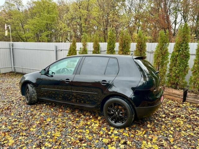 Черный Фольксваген Гольф, объемом двигателя 1.6 л и пробегом 215 тыс. км за 6300 $, фото 2 на Automoto.ua