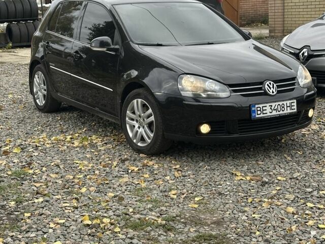 Черный Фольксваген Гольф, объемом двигателя 1.6 л и пробегом 210 тыс. км за 6500 $, фото 1 на Automoto.ua