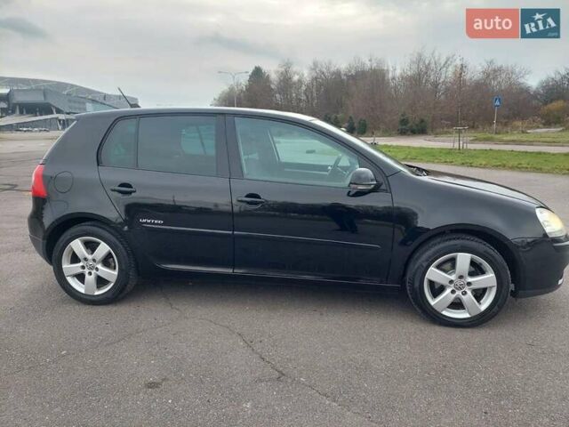 Черный Фольксваген Гольф, объемом двигателя 1.6 л и пробегом 198 тыс. км за 6499 $, фото 4 на Automoto.ua