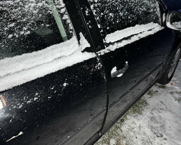 Черный Фольксваген Гольф, объемом двигателя 1.4 л и пробегом 236 тыс. км за 3000 $, фото 7 на Automoto.ua