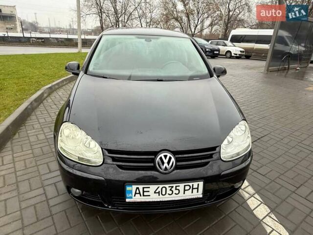 Черный Фольксваген Гольф, объемом двигателя 1.6 л и пробегом 225 тыс. км за 7300 $, фото 5 на Automoto.ua
