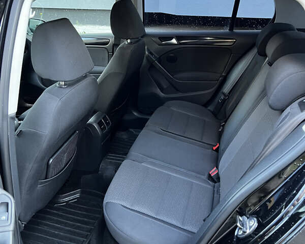 Чорний Фольксваген Гольф, об'ємом двигуна 1.39 л та пробігом 231 тис. км за 8700 $, фото 15 на Automoto.ua