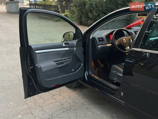 Чорний Фольксваген Гольф, об'ємом двигуна 1.6 л та пробігом 203 тис. км за 6600 $, фото 14 на Automoto.ua