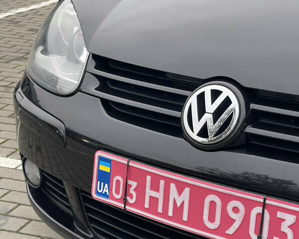 Черный Фольксваген Гольф, объемом двигателя 0 л и пробегом 240 тыс. км за 6600 $, фото 13 на Automoto.ua