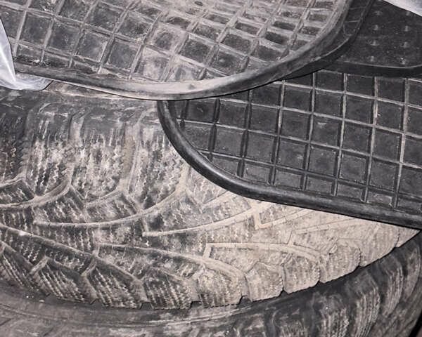 Черный Фольксваген Гольф, объемом двигателя 1.9 л и пробегом 141 тыс. км за 6900 $, фото 21 на Automoto.ua