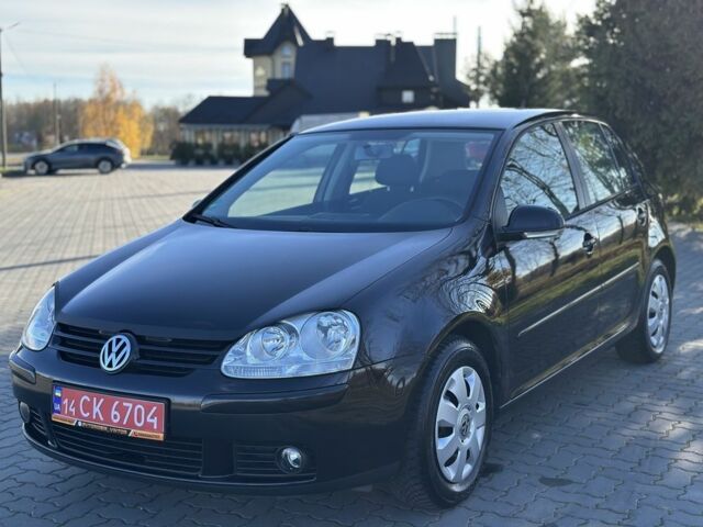 Черный Фольксваген Гольф, объемом двигателя 1.6 л и пробегом 198 тыс. км за 6599 $, фото 1 на Automoto.ua