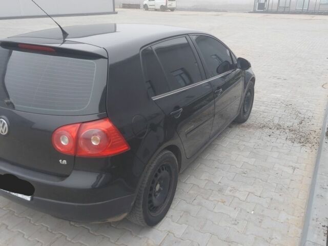Черный Фольксваген Гольф, объемом двигателя 0 л и пробегом 324 тыс. км за 4400 $, фото 4 на Automoto.ua