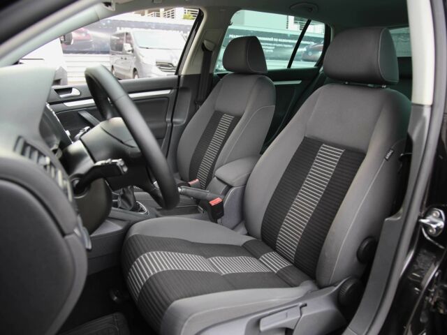 Черный Фольксваген Гольф, объемом двигателя 1.4 л и пробегом 180 тыс. км за 6900 $, фото 8 на Automoto.ua