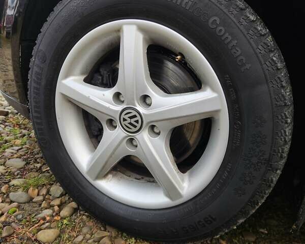 Чорний Фольксваген Гольф, об'ємом двигуна 1.39 л та пробігом 260 тис. км за 5100 $, фото 13 на Automoto.ua