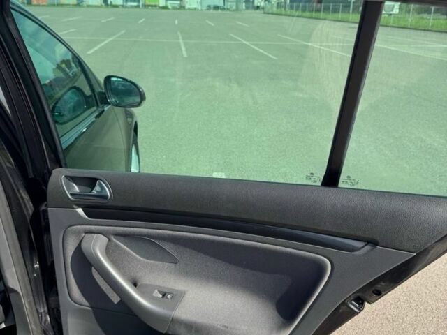 Чорний Фольксваген Гольф, об'ємом двигуна 1.4 л та пробігом 221 тис. км за 5500 $, фото 21 на Automoto.ua