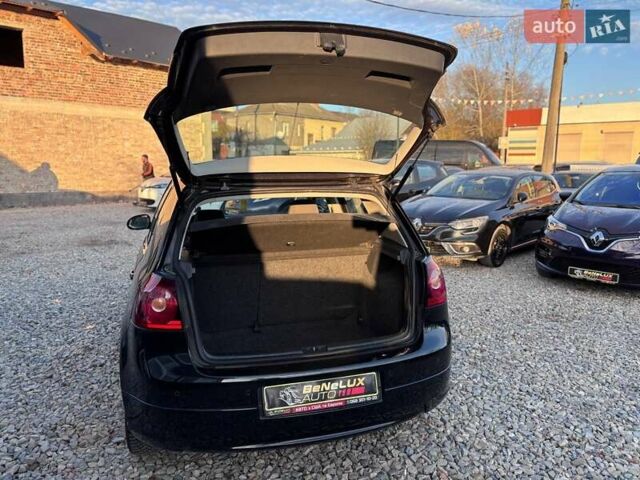 Чорний Фольксваген Гольф, об'ємом двигуна 1.6 л та пробігом 198 тис. км за 6999 $, фото 30 на Automoto.ua