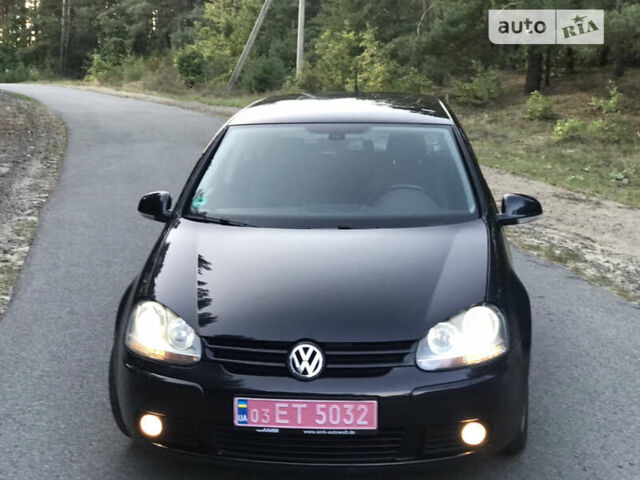 Черный Фольксваген Гольф, объемом двигателя 1.4 л и пробегом 206 тыс. км за 5900 $, фото 4 на Automoto.ua