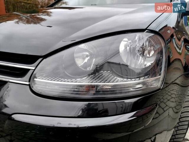 Черный Фольксваген Гольф, объемом двигателя 1.4 л и пробегом 230 тыс. км за 5999 $, фото 9 на Automoto.ua