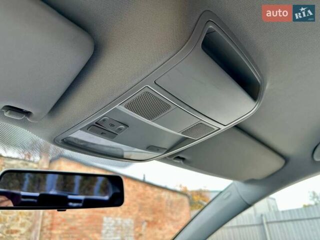 Черный Фольксваген Гольф, объемом двигателя 1.6 л и пробегом 215 тыс. км за 6300 $, фото 100 на Automoto.ua