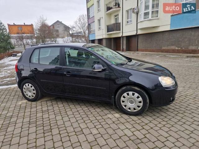 Чорний Фольксваген Гольф, об'ємом двигуна 1.6 л та пробігом 255 тис. км за 6299 $, фото 63 на Automoto.ua