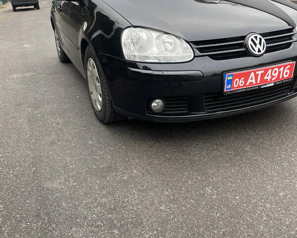 Черный Фольксваген Гольф, объемом двигателя 1.4 л и пробегом 139 тыс. км за 6600 $, фото 1 на Automoto.ua