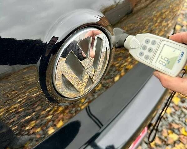 Черный Фольксваген Гольф, объемом двигателя 1.6 л и пробегом 215 тыс. км за 6300 $, фото 114 на Automoto.ua