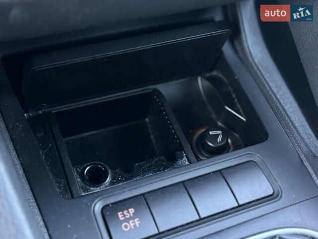 Чорний Фольксваген Гольф, об'ємом двигуна 1.4 л та пробігом 211 тис. км за 5650 $, фото 79 на Automoto.ua