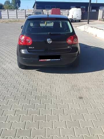 Черный Фольксваген Гольф, объемом двигателя 1.6 л и пробегом 280 тыс. км за 6300 $, фото 8 на Automoto.ua