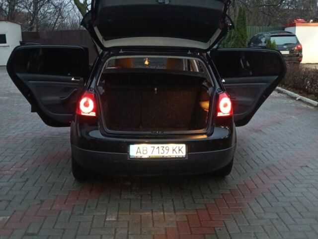 Черный Фольксваген Гольф, объемом двигателя 1.9 л и пробегом 315 тыс. км за 6800 $, фото 2 на Automoto.ua