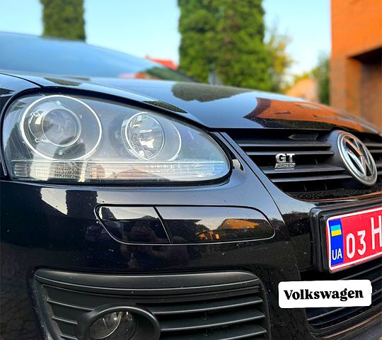 Черный Фольксваген Гольф, объемом двигателя 1.4 л и пробегом 267 тыс. км за 6900 $, фото 6 на Automoto.ua