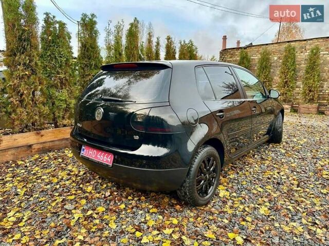 Черный Фольксваген Гольф, объемом двигателя 1.6 л и пробегом 215 тыс. км за 6300 $, фото 108 на Automoto.ua