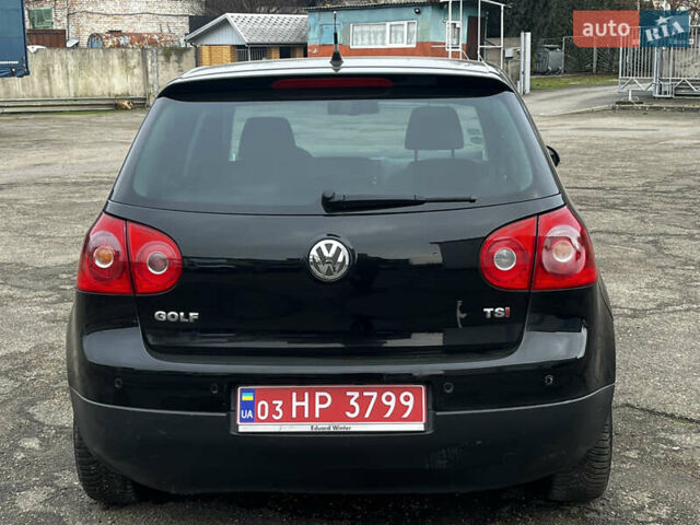 Черный Фольксваген Гольф, объемом двигателя 1.4 л и пробегом 231 тыс. км за 6799 $, фото 5 на Automoto.ua