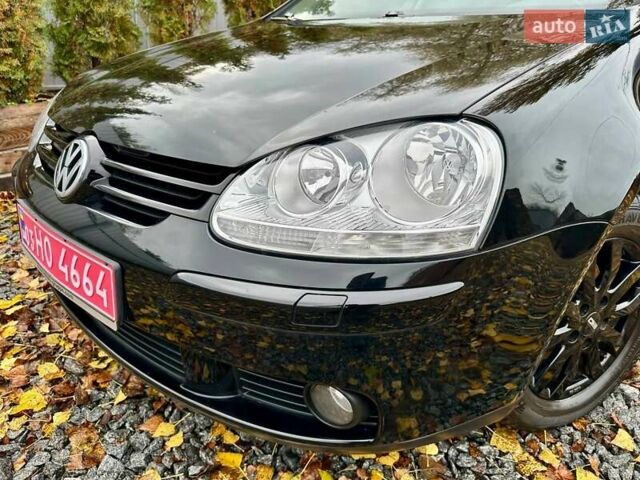 Черный Фольксваген Гольф, объемом двигателя 1.6 л и пробегом 215 тыс. км за 6300 $, фото 30 на Automoto.ua