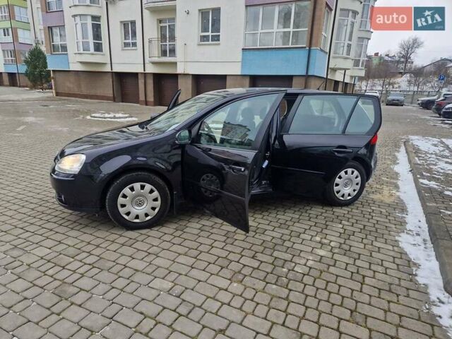 Чорний Фольксваген Гольф, об'ємом двигуна 1.6 л та пробігом 255 тис. км за 6299 $, фото 91 на Automoto.ua