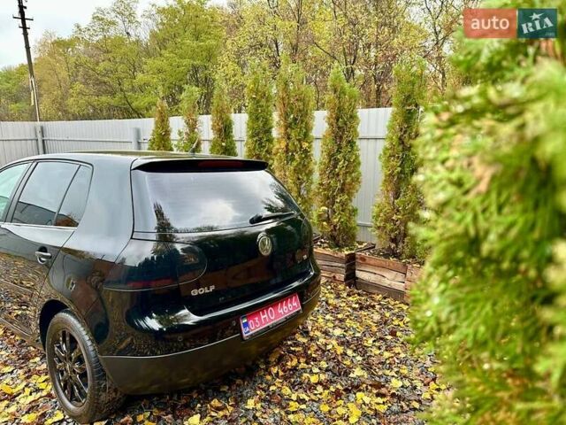 Черный Фольксваген Гольф, объемом двигателя 1.6 л и пробегом 215 тыс. км за 6300 $, фото 20 на Automoto.ua