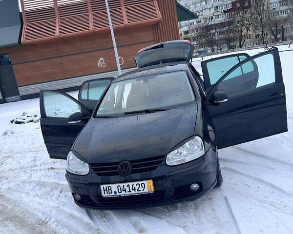 Черный Фольксваген Гольф, объемом двигателя 1.4 л и пробегом 258 тыс. км за 5850 $, фото 16 на Automoto.ua