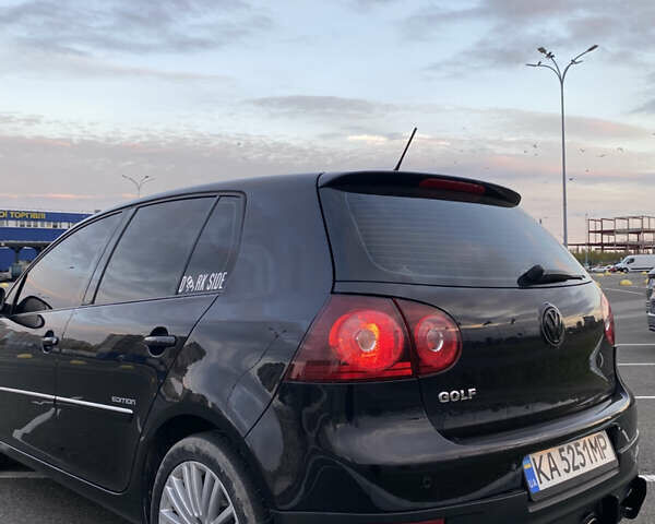 Черный Фольксваген Гольф, объемом двигателя 1.6 л и пробегом 237 тыс. км за 6000 $, фото 4 на Automoto.ua