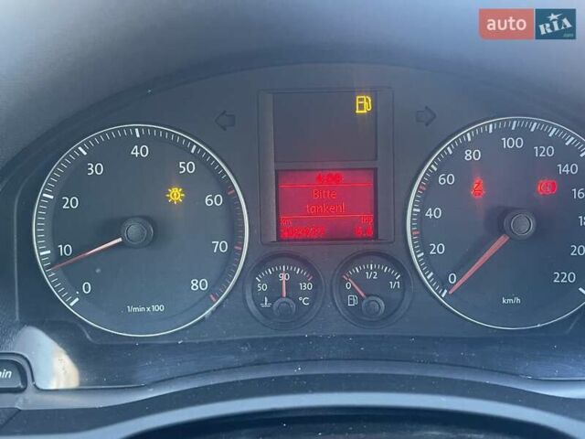 Чорний Фольксваген Гольф, об'ємом двигуна 1.4 л та пробігом 203 тис. км за 5800 $, фото 7 на Automoto.ua