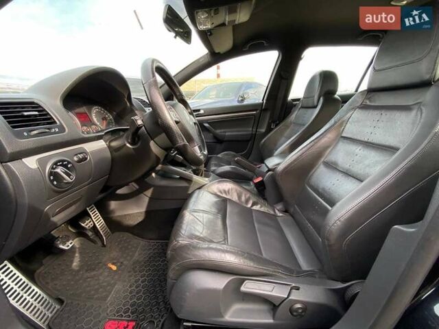 Черный Фольксваген Гольф, объемом двигателя 1.9 л и пробегом 266 тыс. км за 6400 $, фото 10 на Automoto.ua