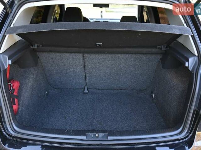 Чорний Фольксваген Гольф, об'ємом двигуна 1.4 л та пробігом 212 тис. км за 5555 $, фото 22 на Automoto.ua