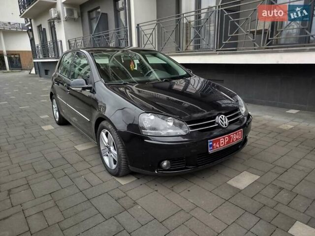 Черный Фольксваген Гольф, объемом двигателя 1.4 л и пробегом 230 тыс. км за 5999 $, фото 2 на Automoto.ua