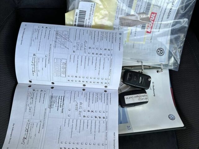 Черный Фольксваген Гольф, объемом двигателя 0 л и пробегом 160 тыс. км за 8300 $, фото 19 на Automoto.ua