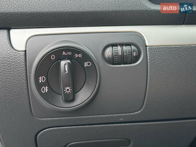 Черный Фольксваген Гольф, объемом двигателя 1.4 л и пробегом 184 тыс. км за 5950 $, фото 17 на Automoto.ua