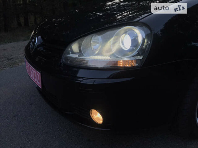 Черный Фольксваген Гольф, объемом двигателя 1.4 л и пробегом 206 тыс. км за 5900 $, фото 24 на Automoto.ua