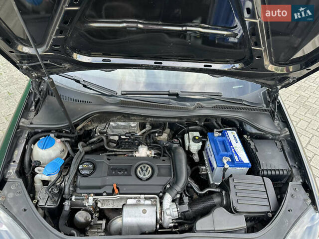 Черный Фольксваген Гольф, объемом двигателя 1.4 л и пробегом 215 тыс. км за 5999 $, фото 14 на Automoto.ua