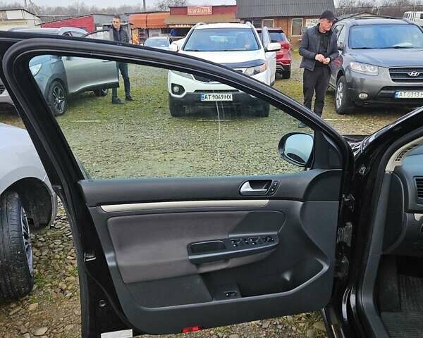 Чорний Фольксваген Гольф, об'ємом двигуна 1.39 л та пробігом 260 тис. км за 5100 $, фото 14 на Automoto.ua