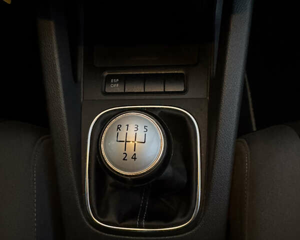 Чорний Фольксваген Гольф, об'ємом двигуна 1.6 л та пробігом 203 тис. км за 6600 $, фото 30 на Automoto.ua