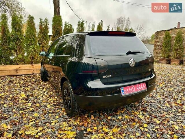 Черный Фольксваген Гольф, объемом двигателя 1.6 л и пробегом 215 тыс. км за 6300 $, фото 21 на Automoto.ua