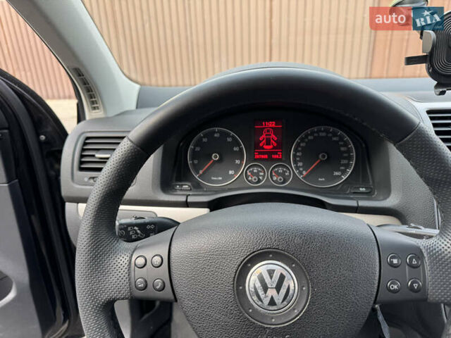 Фольксваген Гольф 2008 в Запорожье на Automoto.ua Черный Фольксваген Гольф, объемом двигателя 1.4 л и пробегом 287 тыс. км за 6600 $, фото 18 на Automoto.ua